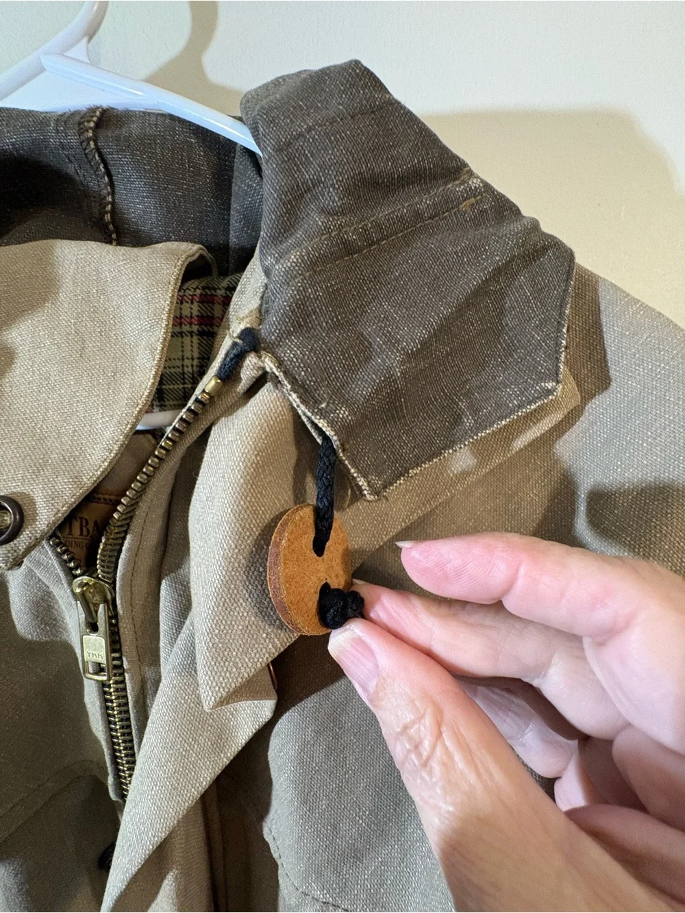 Outback Trading Co. utility Jacket men tan canvas oilskin utility hooded medium